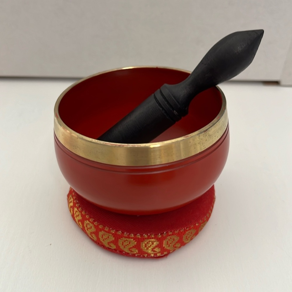 Mini Root Chakra singing bowl